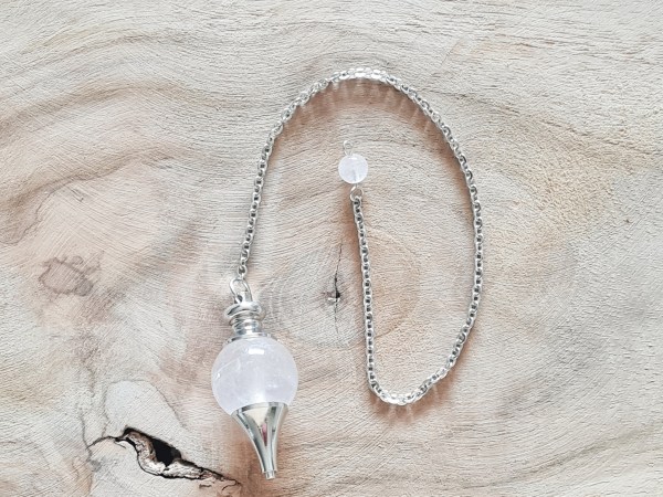 Pendule sphère quartz rose